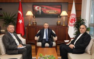 تاکید ایران و ترکیه بر تقویت مناسبات پارلمانی دو کشور