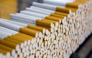مالیات؛ مهم‌ترین عامل برای کنترل مصرف دخانیات / کاهش ابتلا به سرطان با کنترل دخانیات