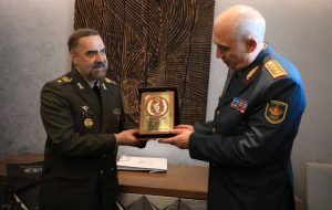 وزیران دفاع ایران و قزاقستان دیدار کردند